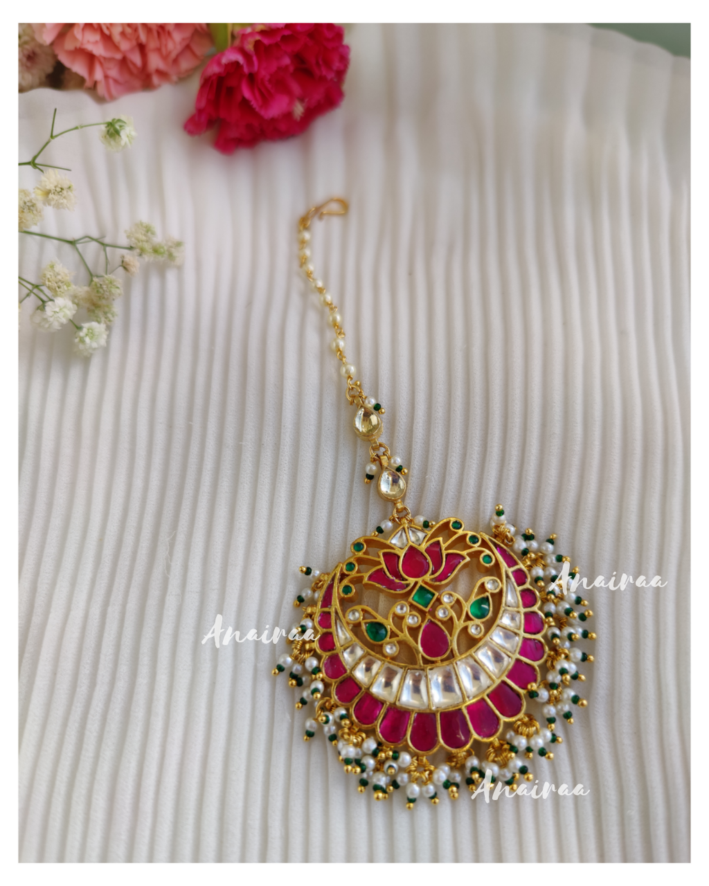 Paachi kundan mangtikka