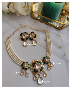 Emerald polki choker set