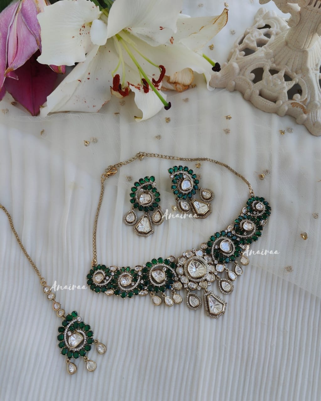 Arha emerald Moissanite choker set
