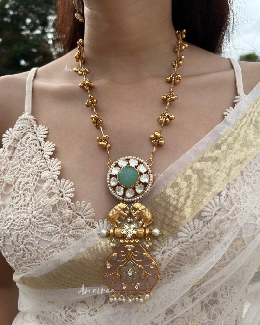 Kadi kundan pendant set with ghungroo chain