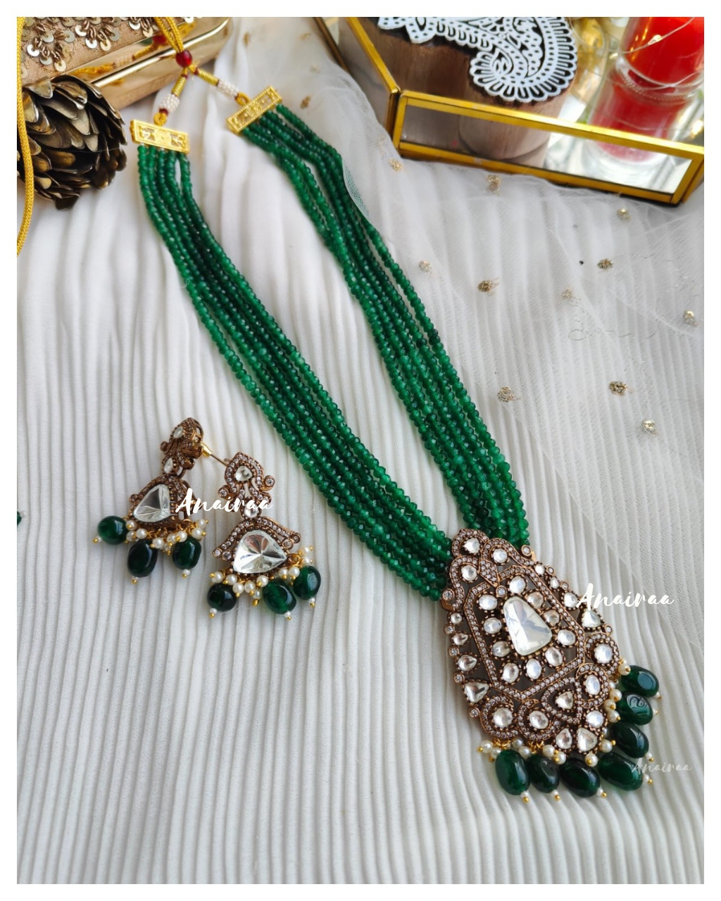 Emerald polki victorian long necklace