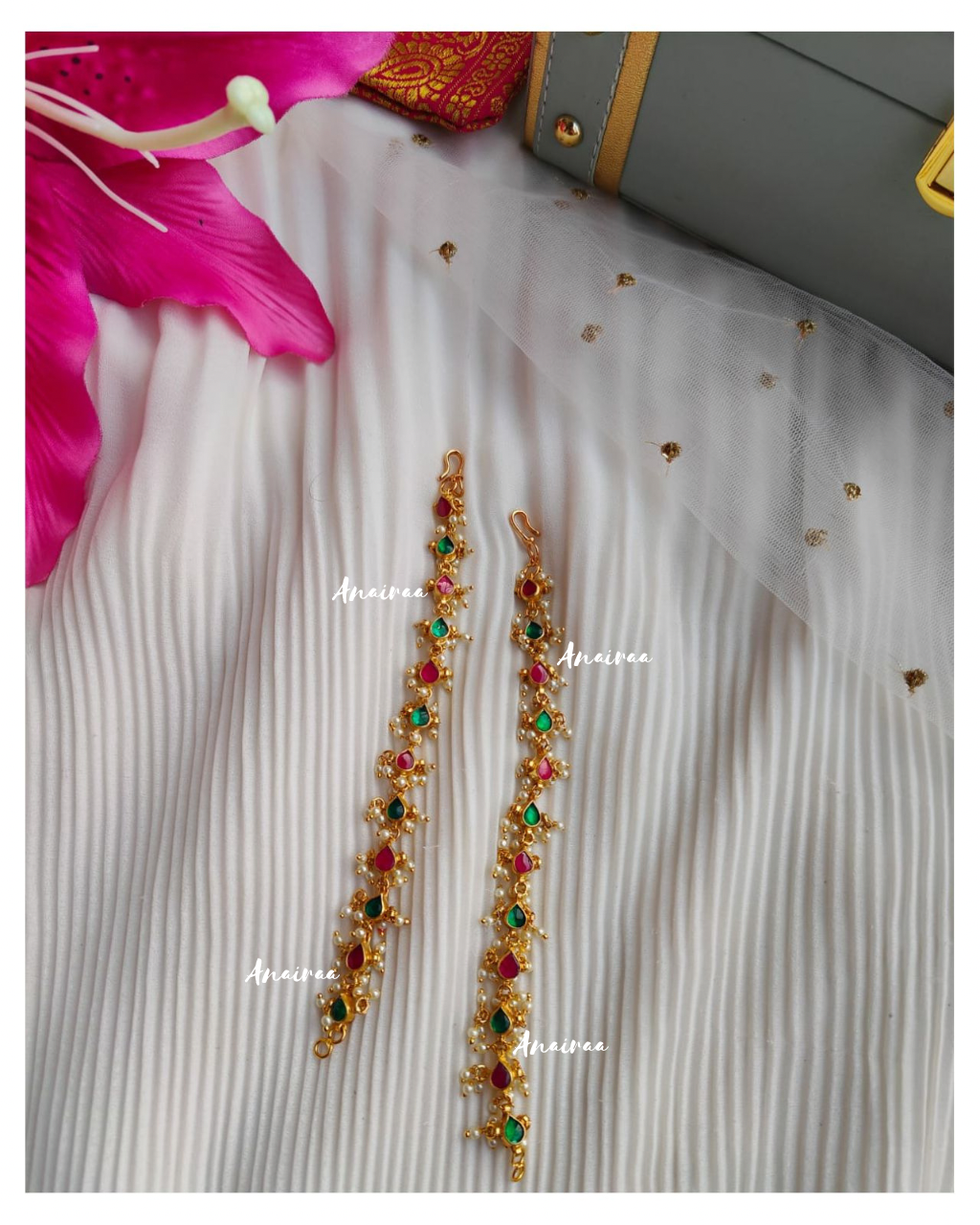 Paachi Kundan earchains