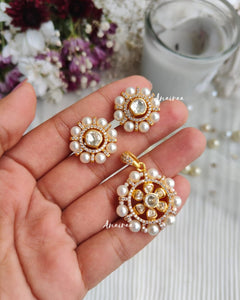 Moissanite pearl pendant set