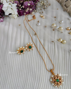 Moissanite pearl emerald pendant set