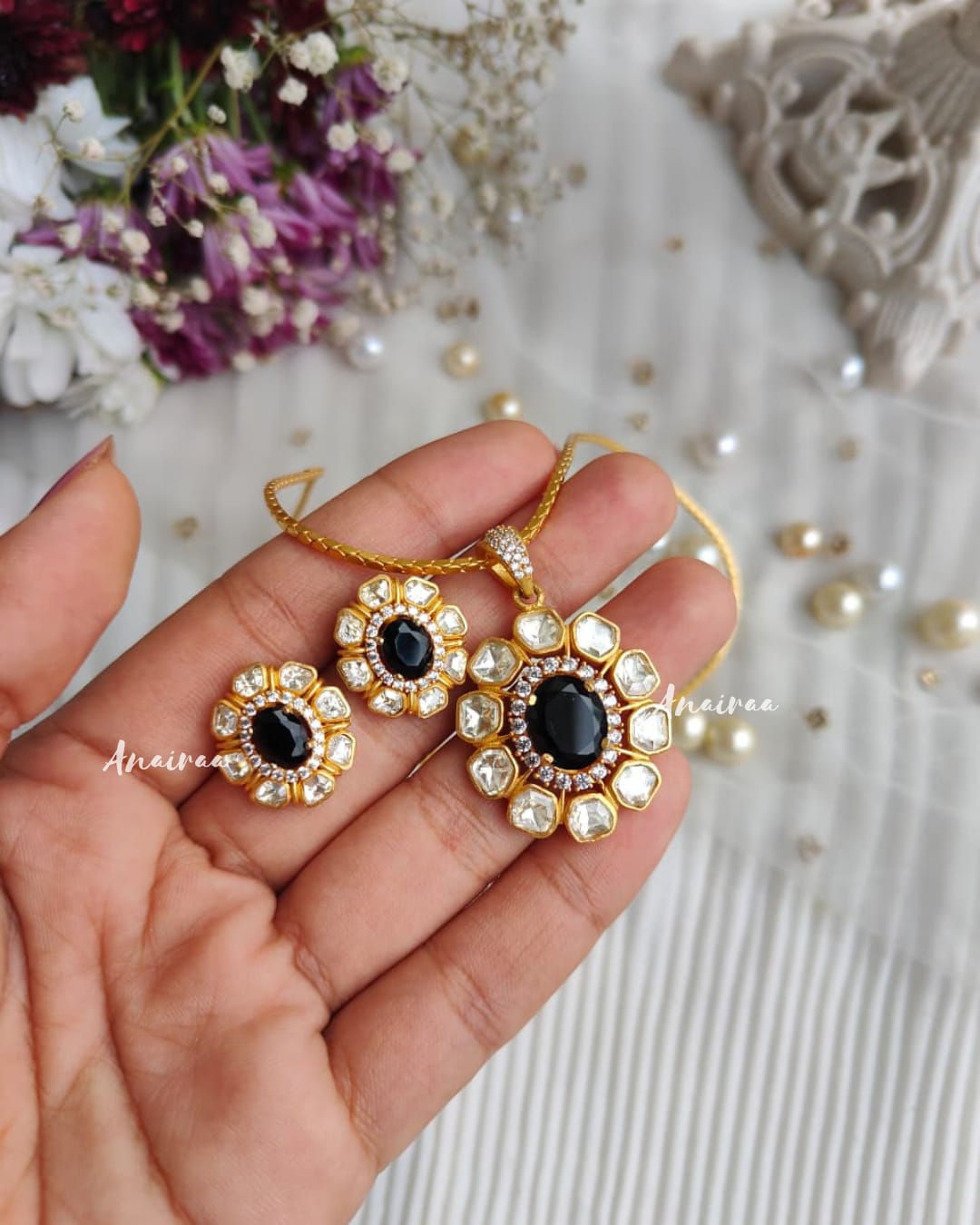 Moissanite black pendant set