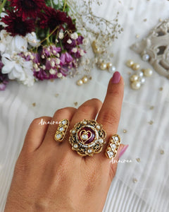 Antique ring