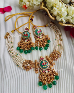 Antique choker set