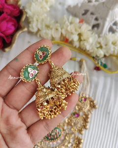 Antique choker set
