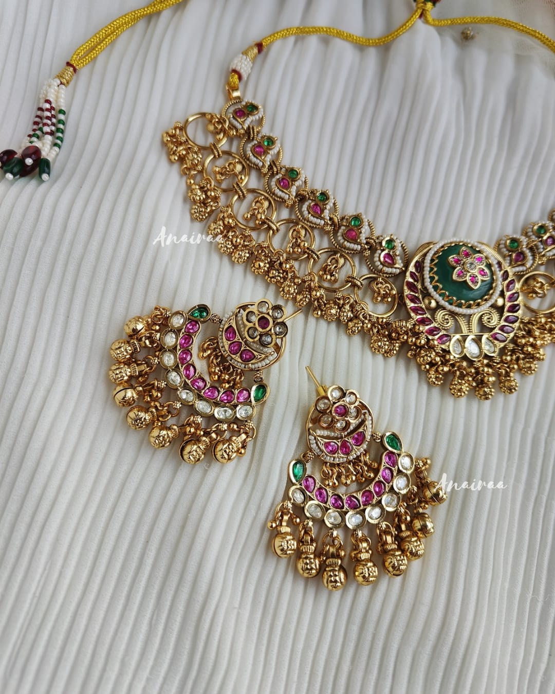 Antique necklace set