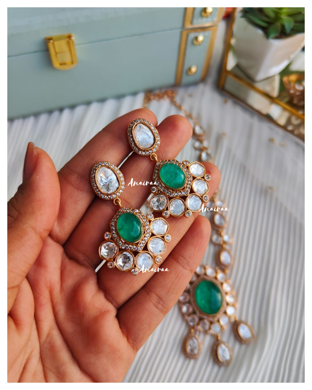 Polki emerald long necklace