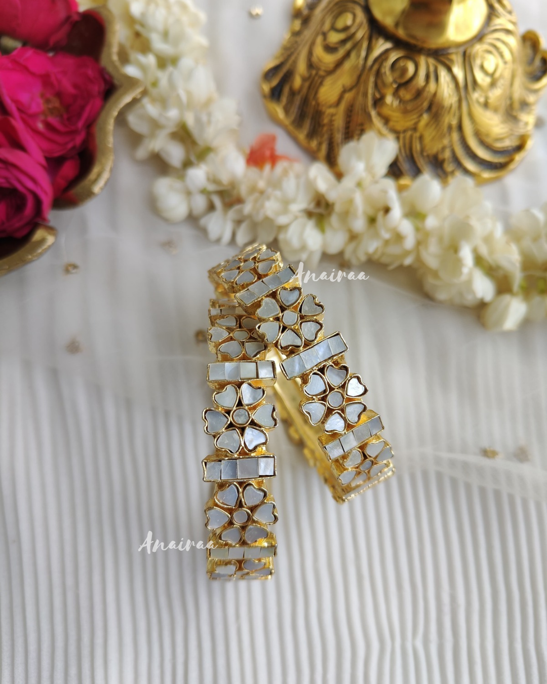 Mother of pearl openable bangles