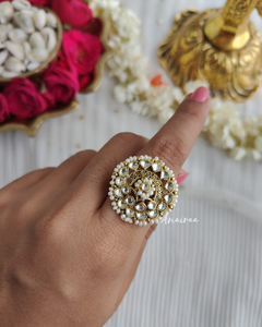 White color kundan ring