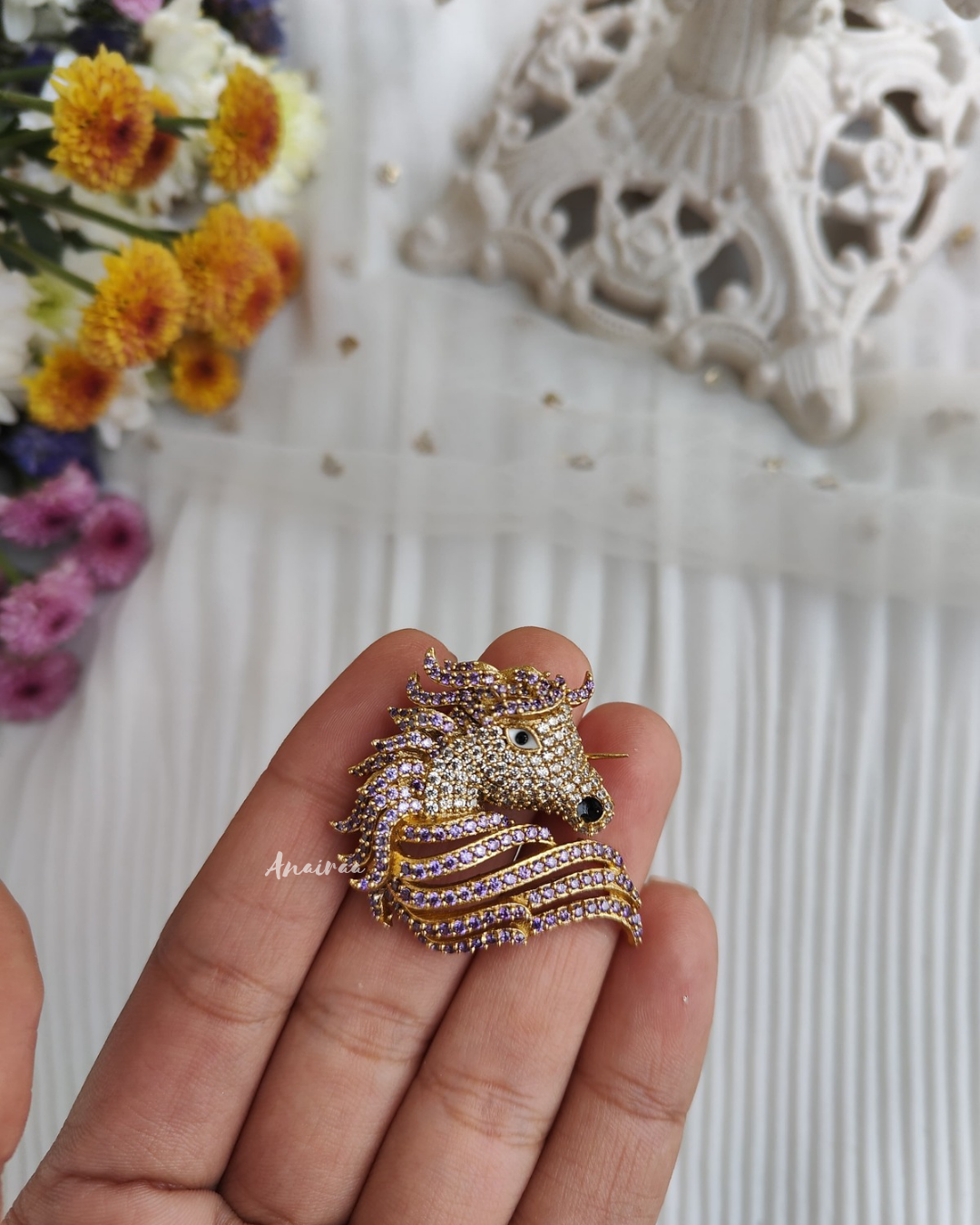 Varun Dhawan polki brooch