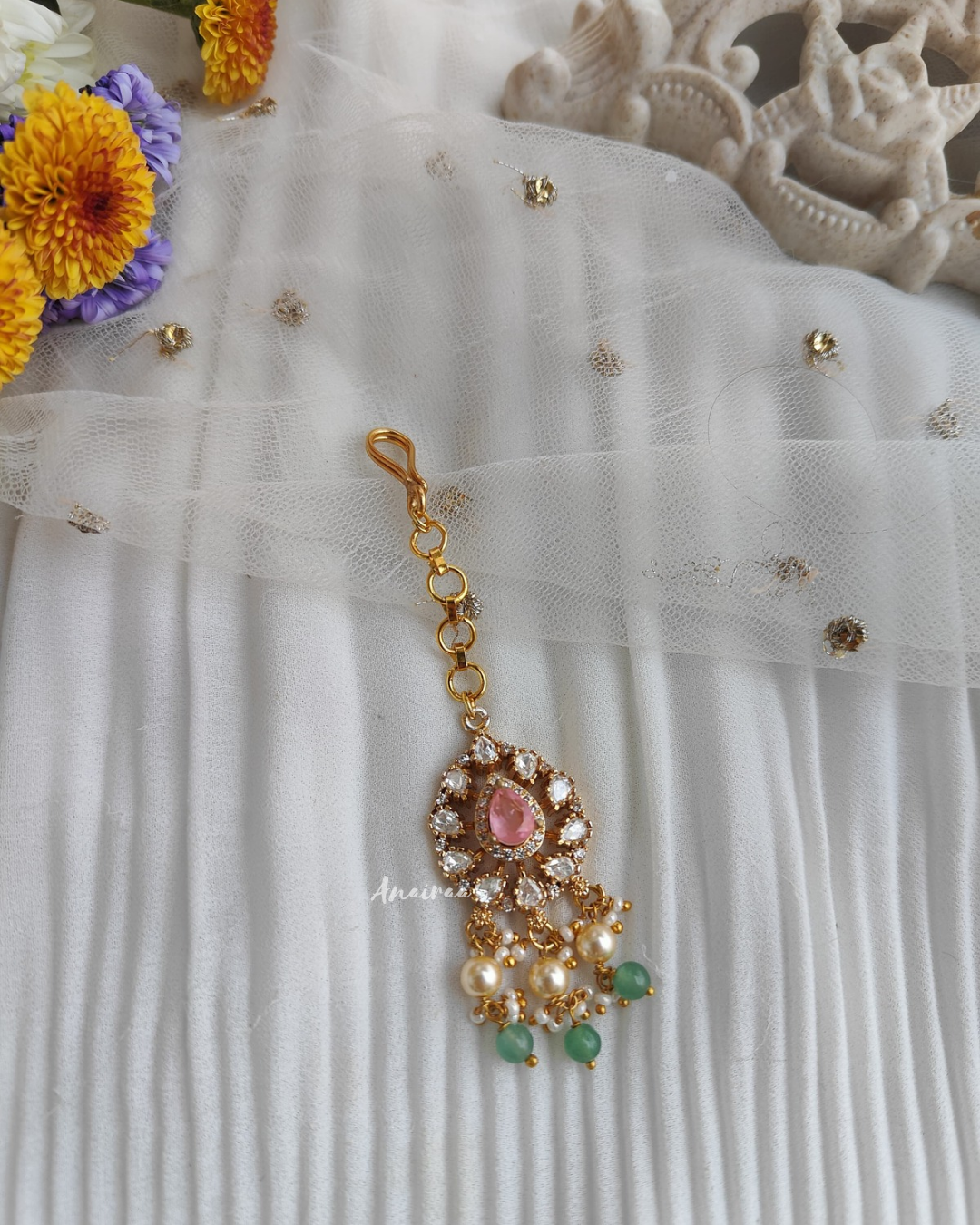 Moissanite maangtikka with pastel pink colour