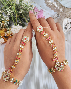 Paachi kundan hathphool