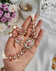 Mother of pearl choker set
