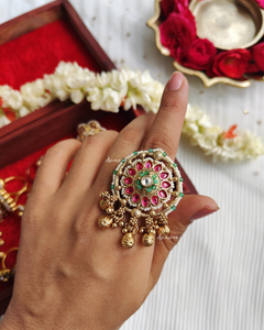 Antique Kundan ring