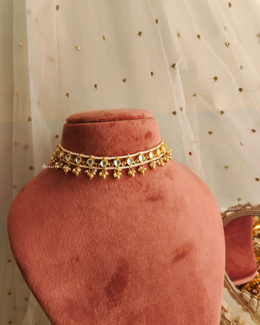 Kundan choker