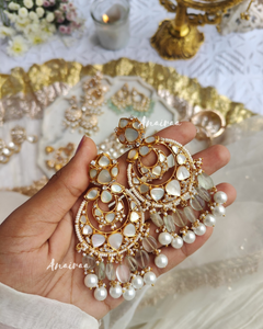 Mother of pearl chandbalis