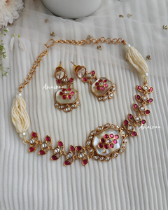 Mother of pearl choker set
