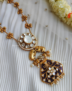 Mother of pearl pendant set with ghungroo chain