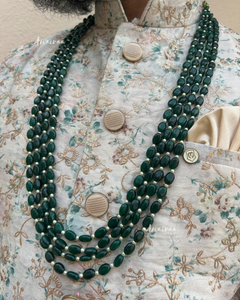 Emerald beads groom haar