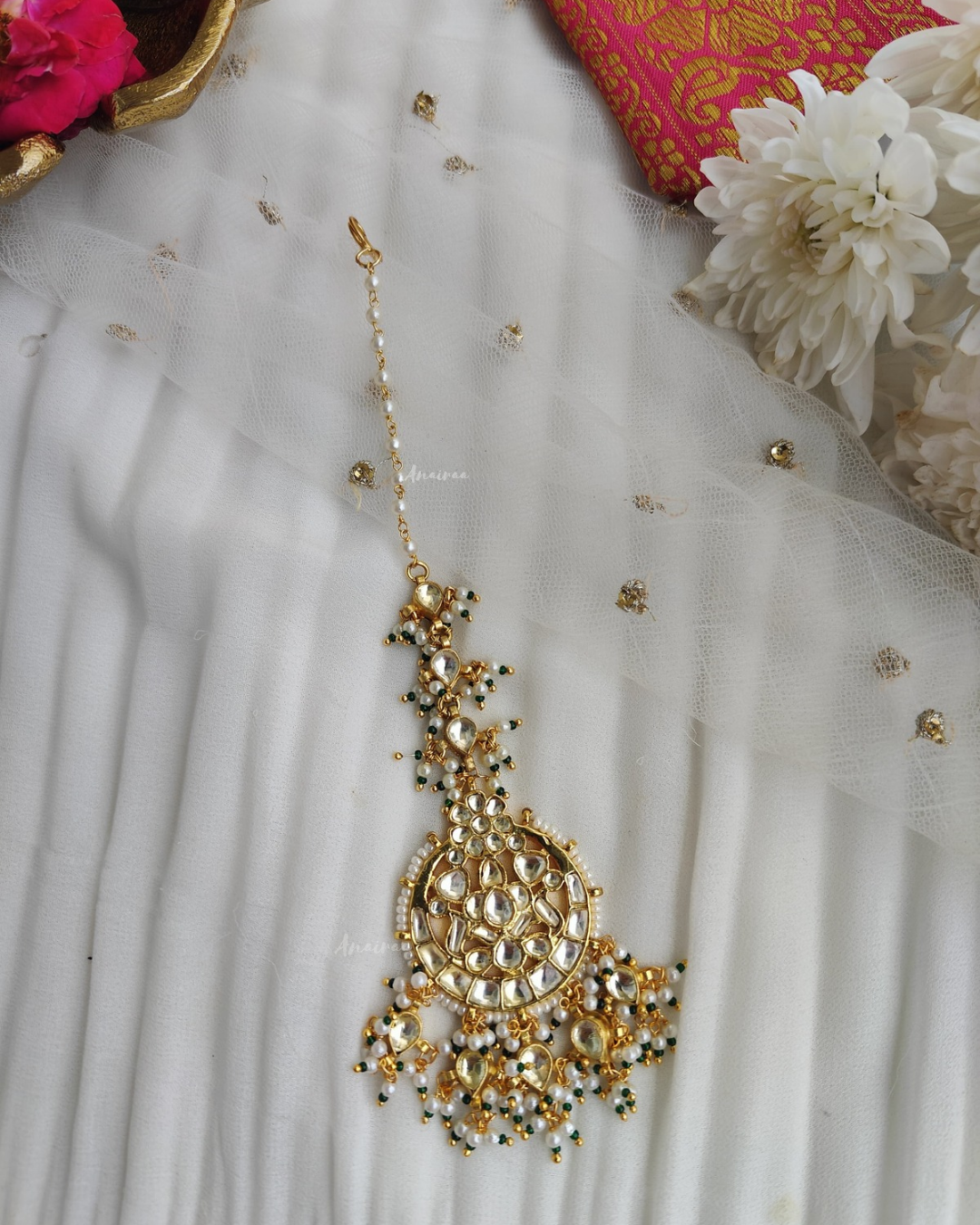 Paachi kundan mangtikka