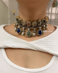 Tanisha Victorian choker set