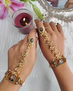 Paachi kundan hathphool