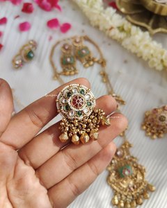 Antique Kundan ring
