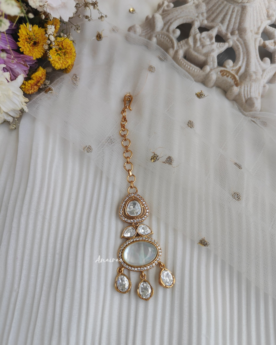 Mother of pearl polki maangtikka