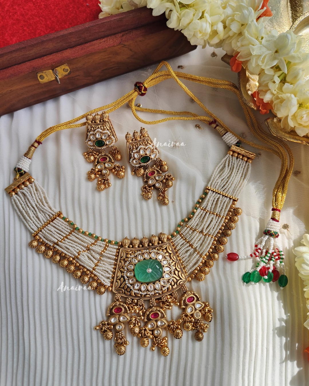 Antique choker set