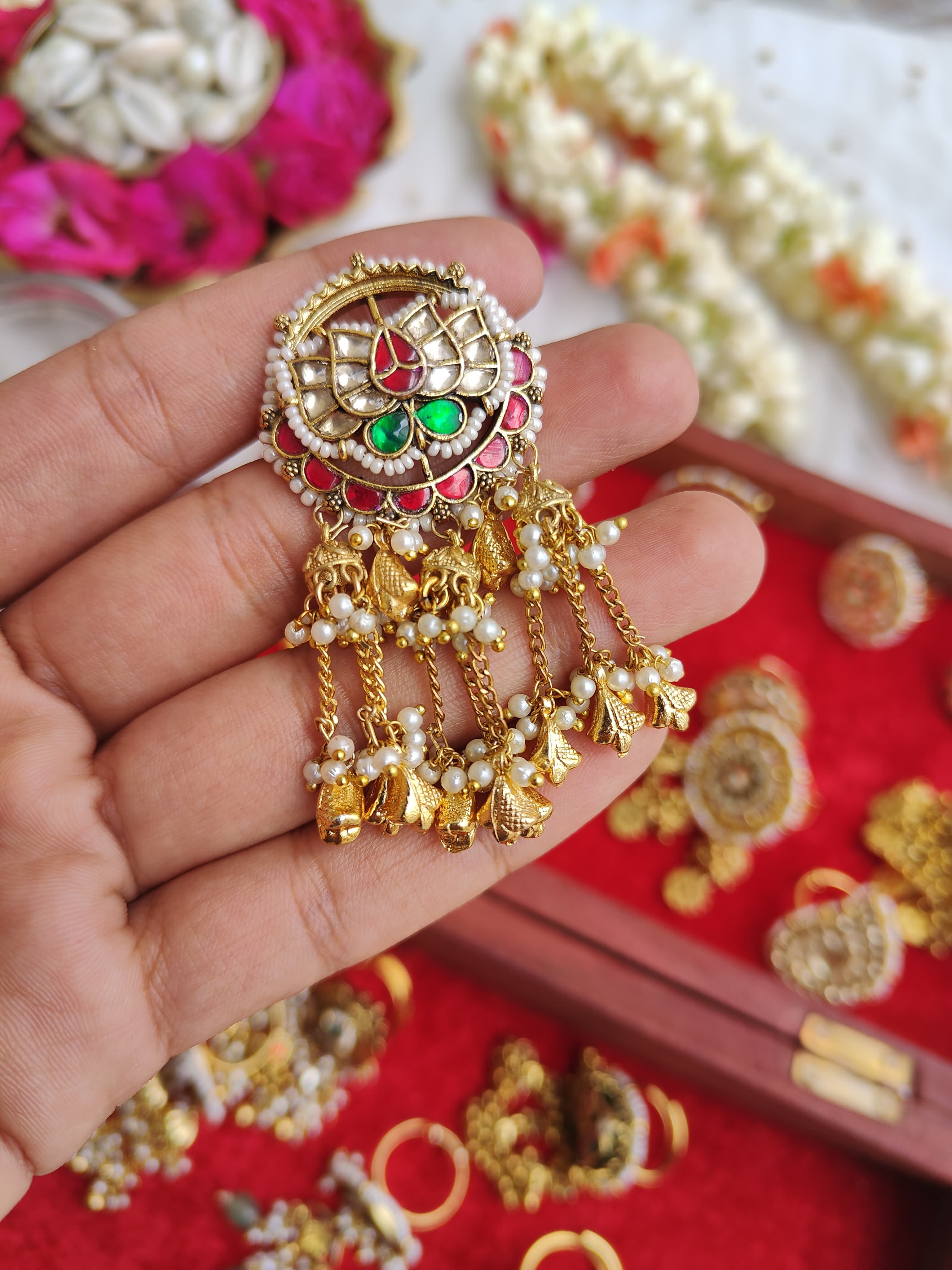 Antique kundan lotus ring