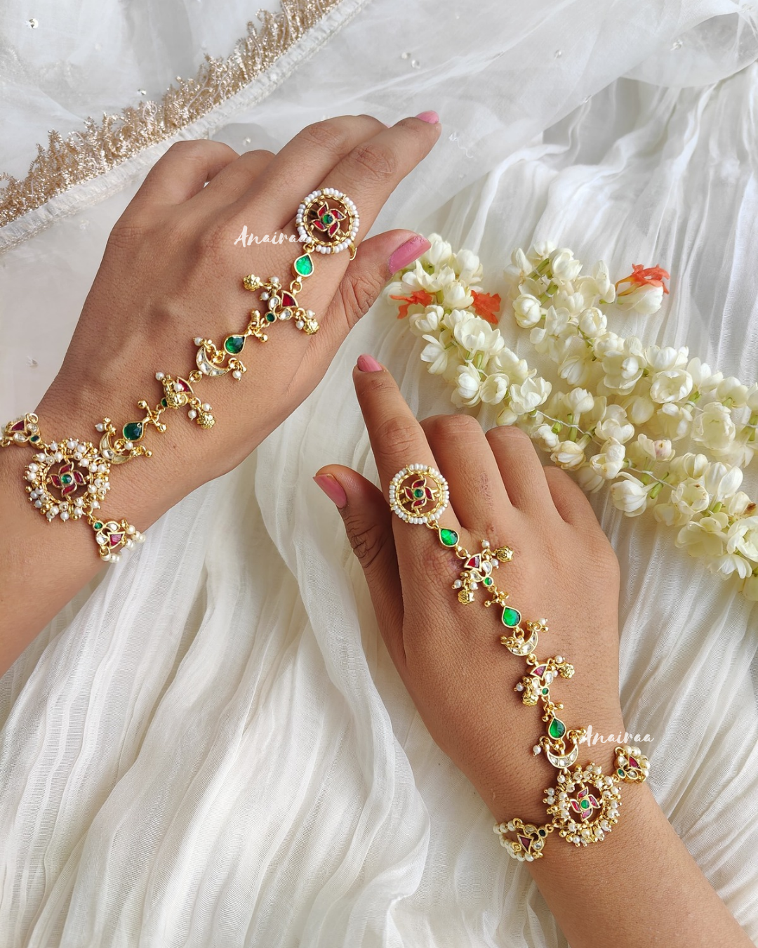 Multi colour paachi kundan hathphool