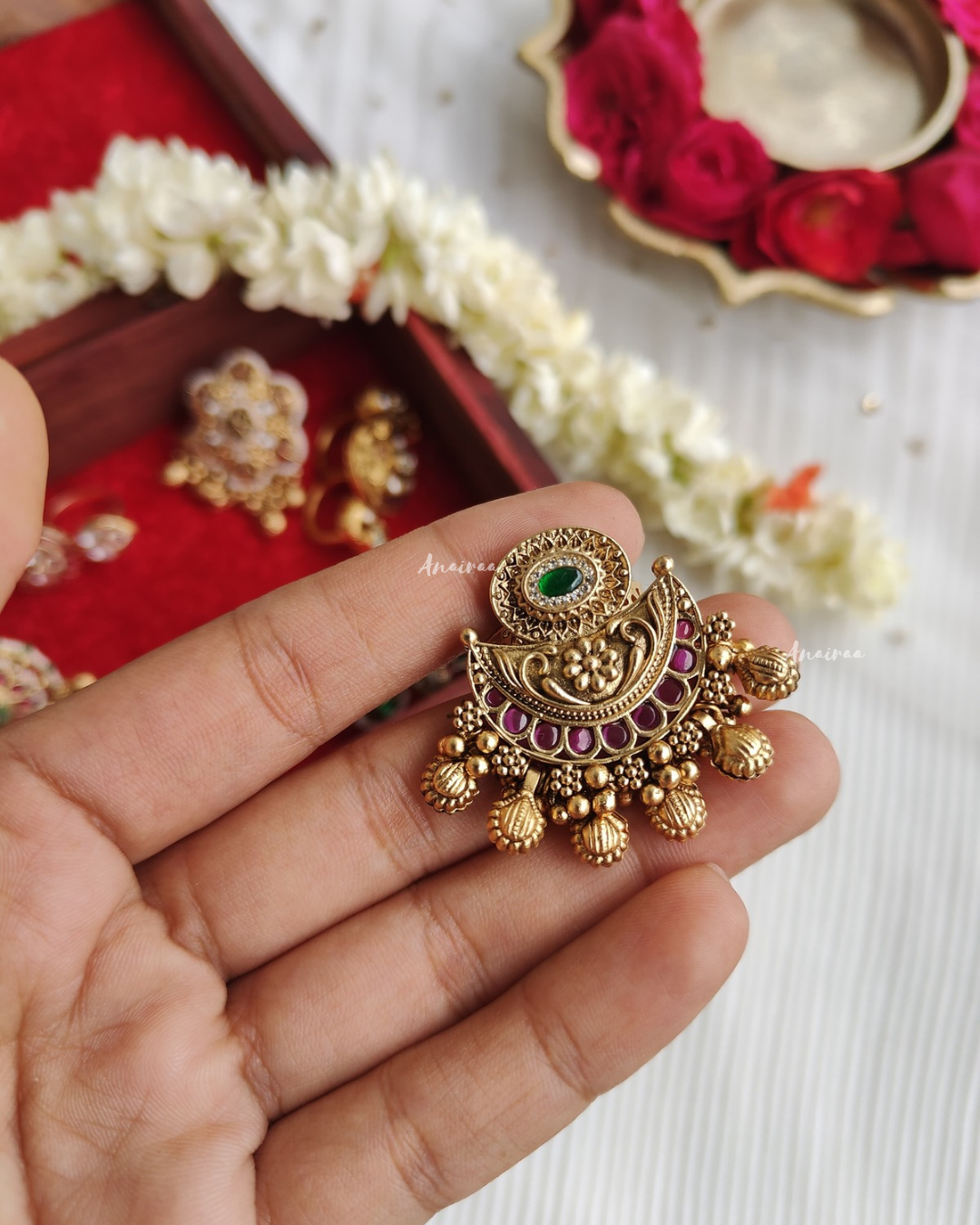 Antique Kundan ring