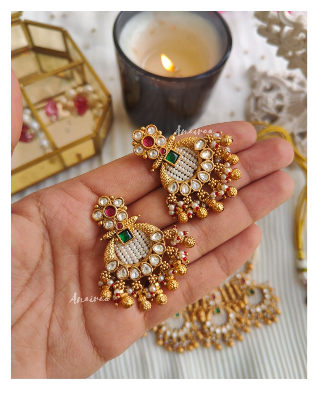 Shreyasi antique set