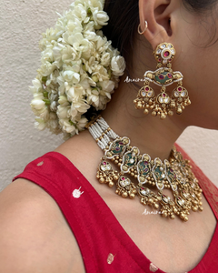Antique choker set