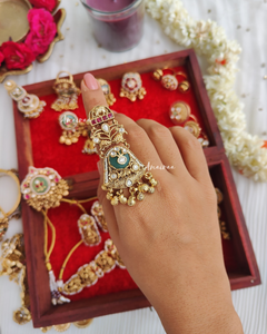Antique ring