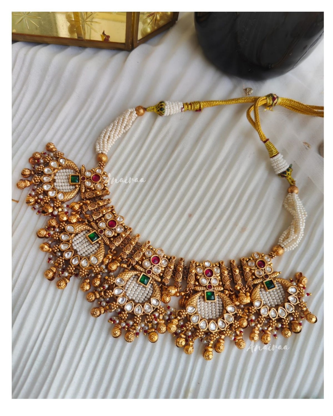 Shreyasi antique set