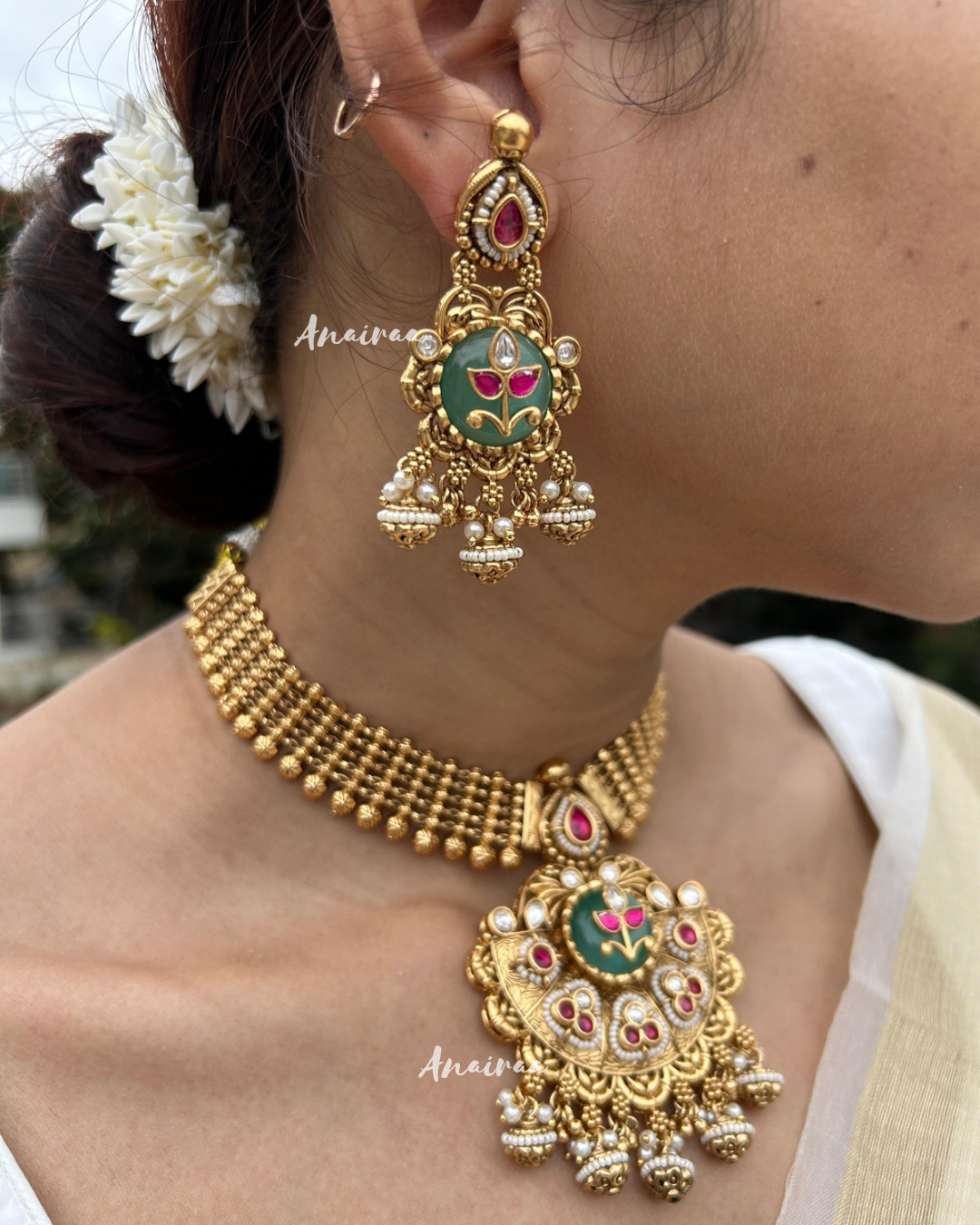 Antique necklace set