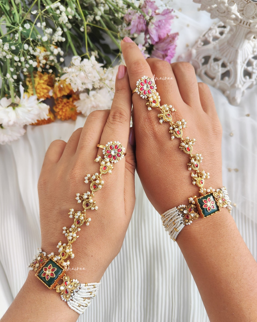 Paachi Kundan hathphool