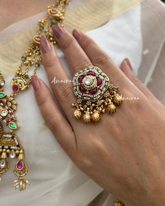 Antique ring(only ring)