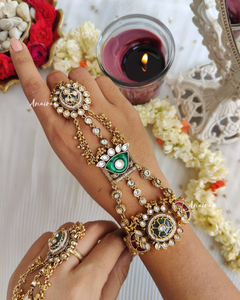 Antique hathphool