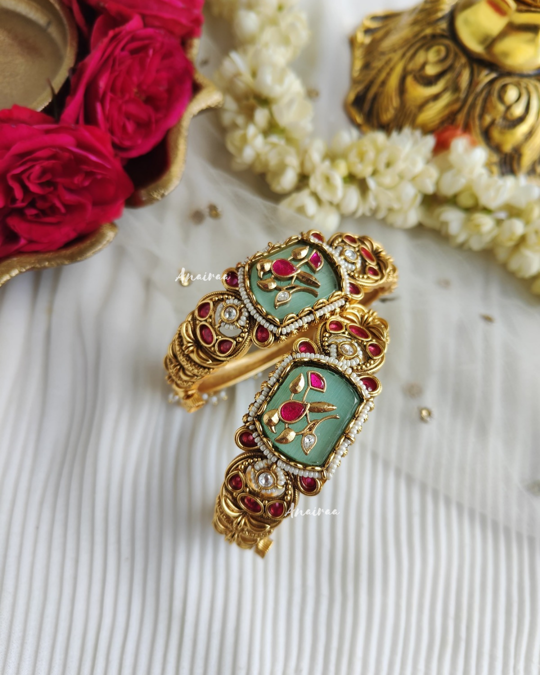 Antique openable kada