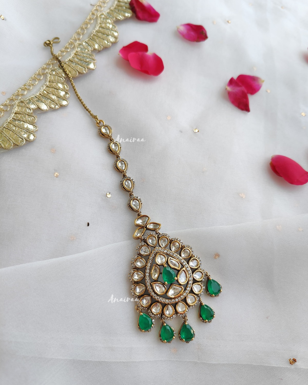 Emerald moissanite maangtikka