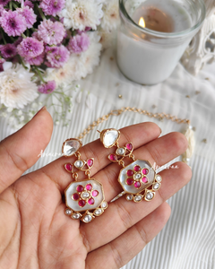 Mother of pearl choker set
