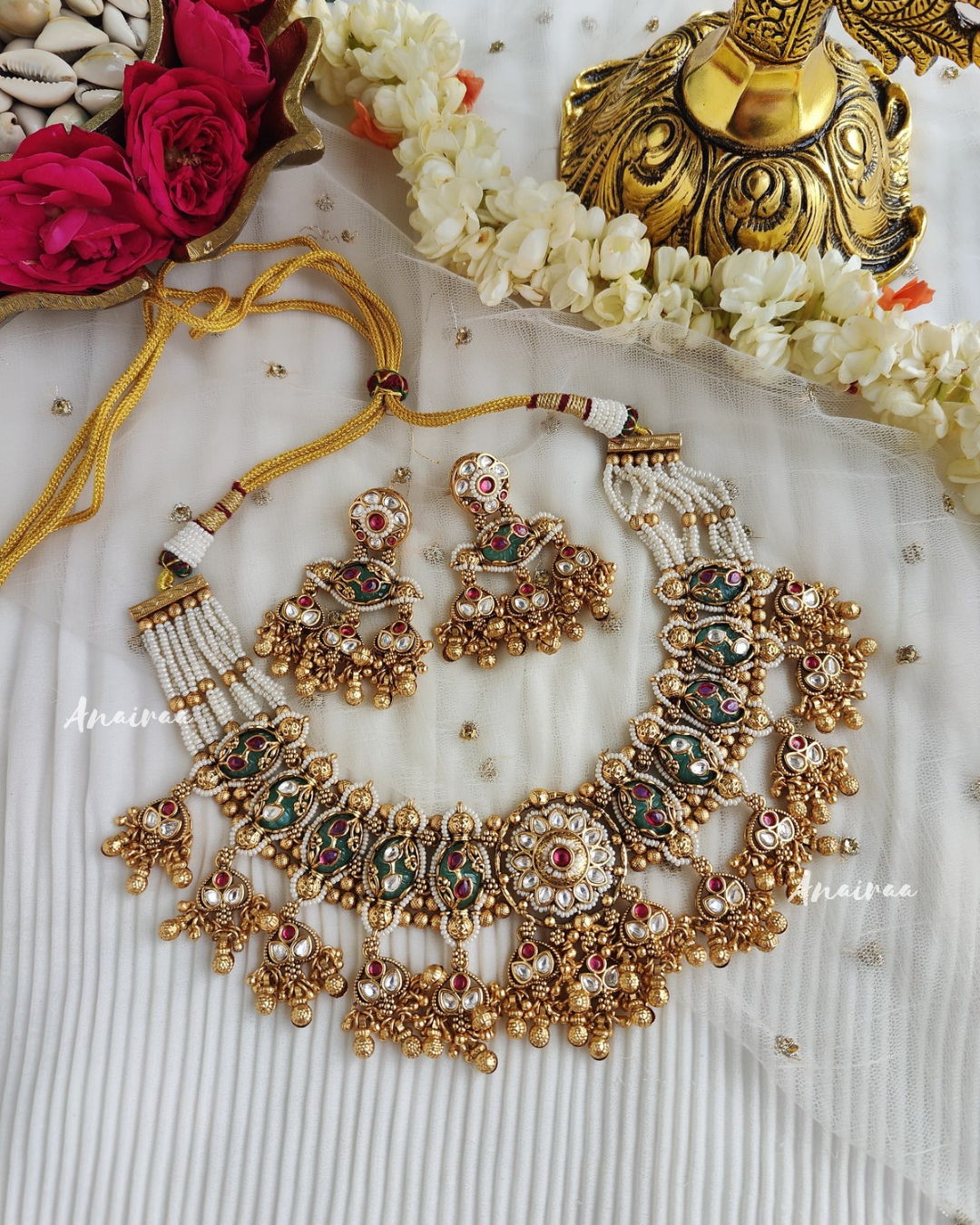 Antique choker set