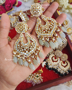 Mother of pearl chandbali