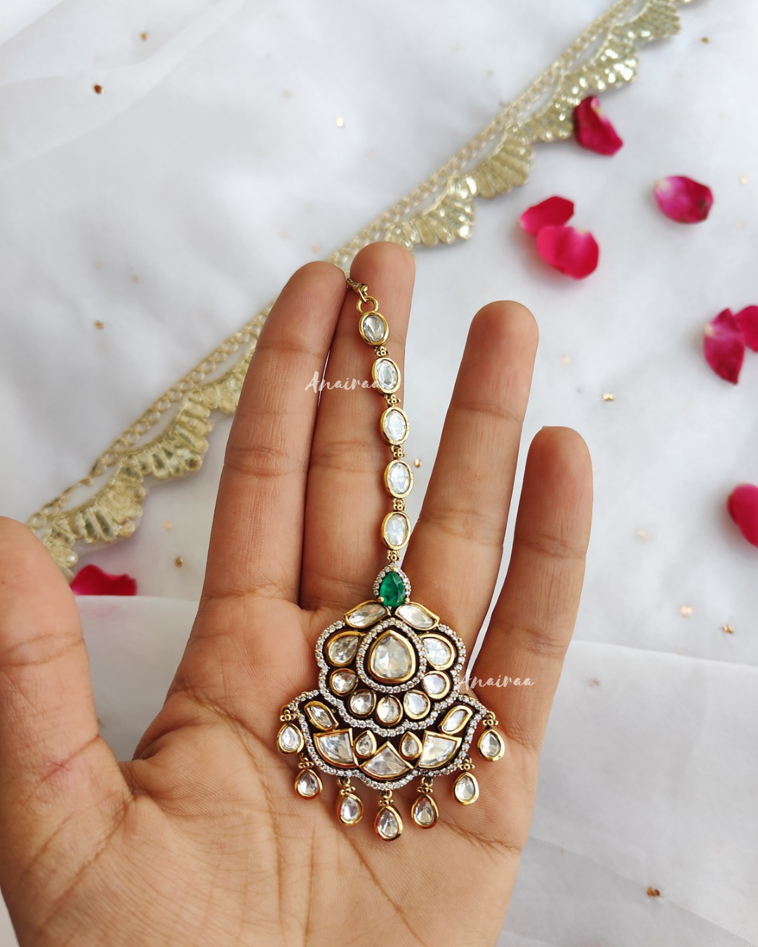 Emerald moissanite maangtikka