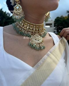Paachi kundan bridal choker set with tikka